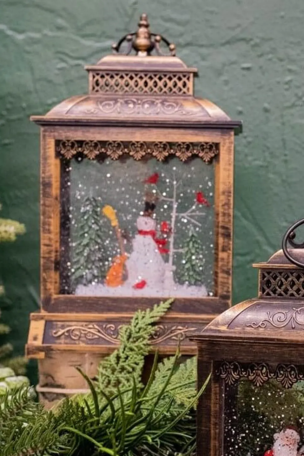 11" Battery Operated Lighted Musical Spinning Water Globe with Holiday Scene and Timer