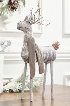 20” Birch Wood Deer