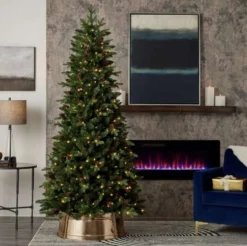 7.5' Canyon Ranch Fir Tree with 380 Warm White LED Lights