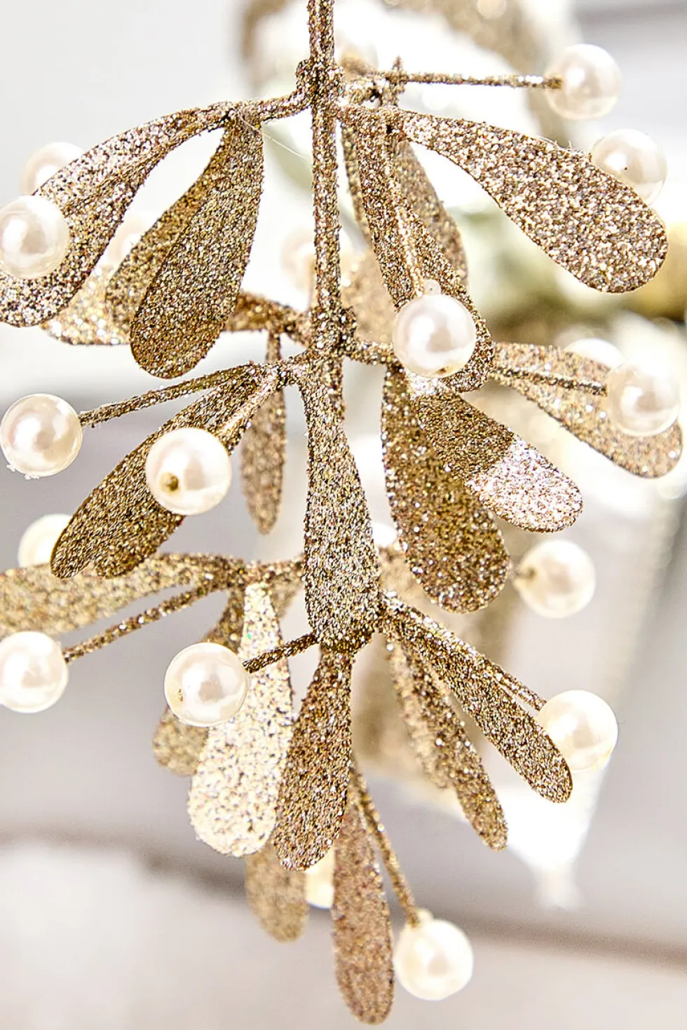 7" Champagne Glitter Pearl Mistletoe Ornament