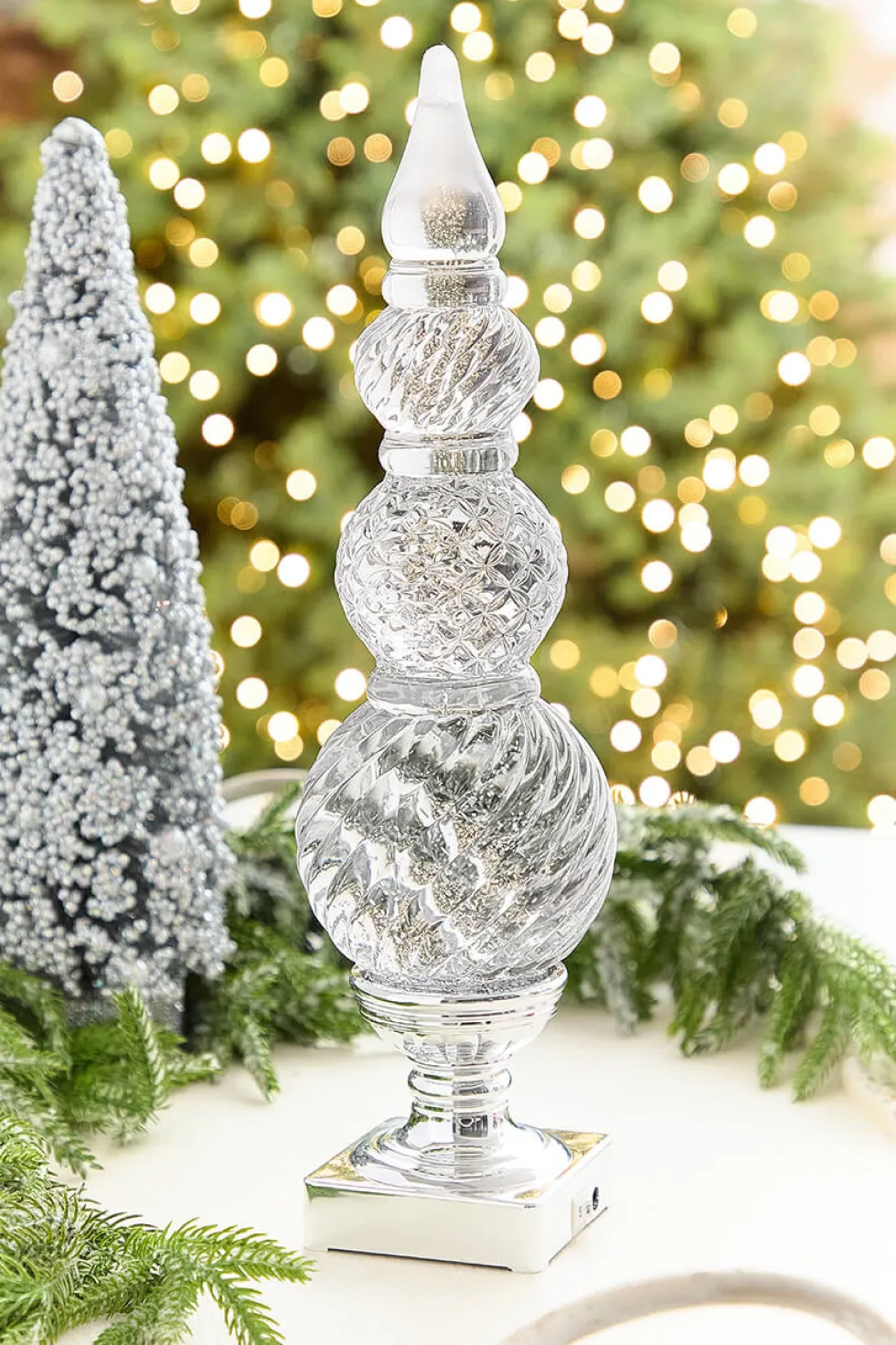 15.5" Christmas Finial Lighted Globe