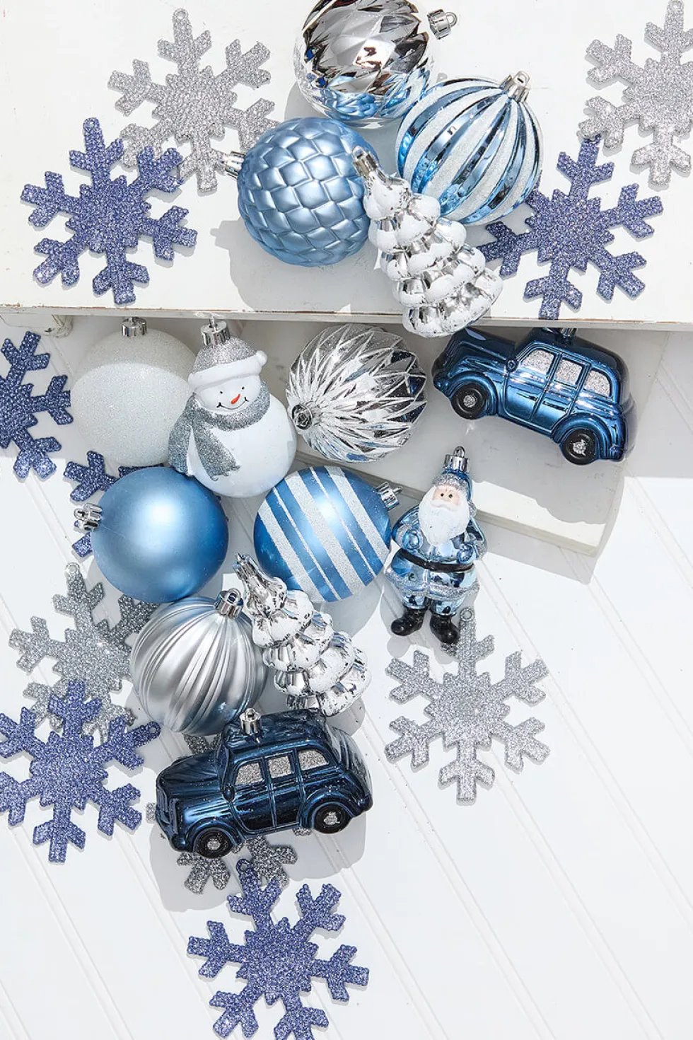 Christmas Shatterproof 25 Piece Assortment - Silver, Blue