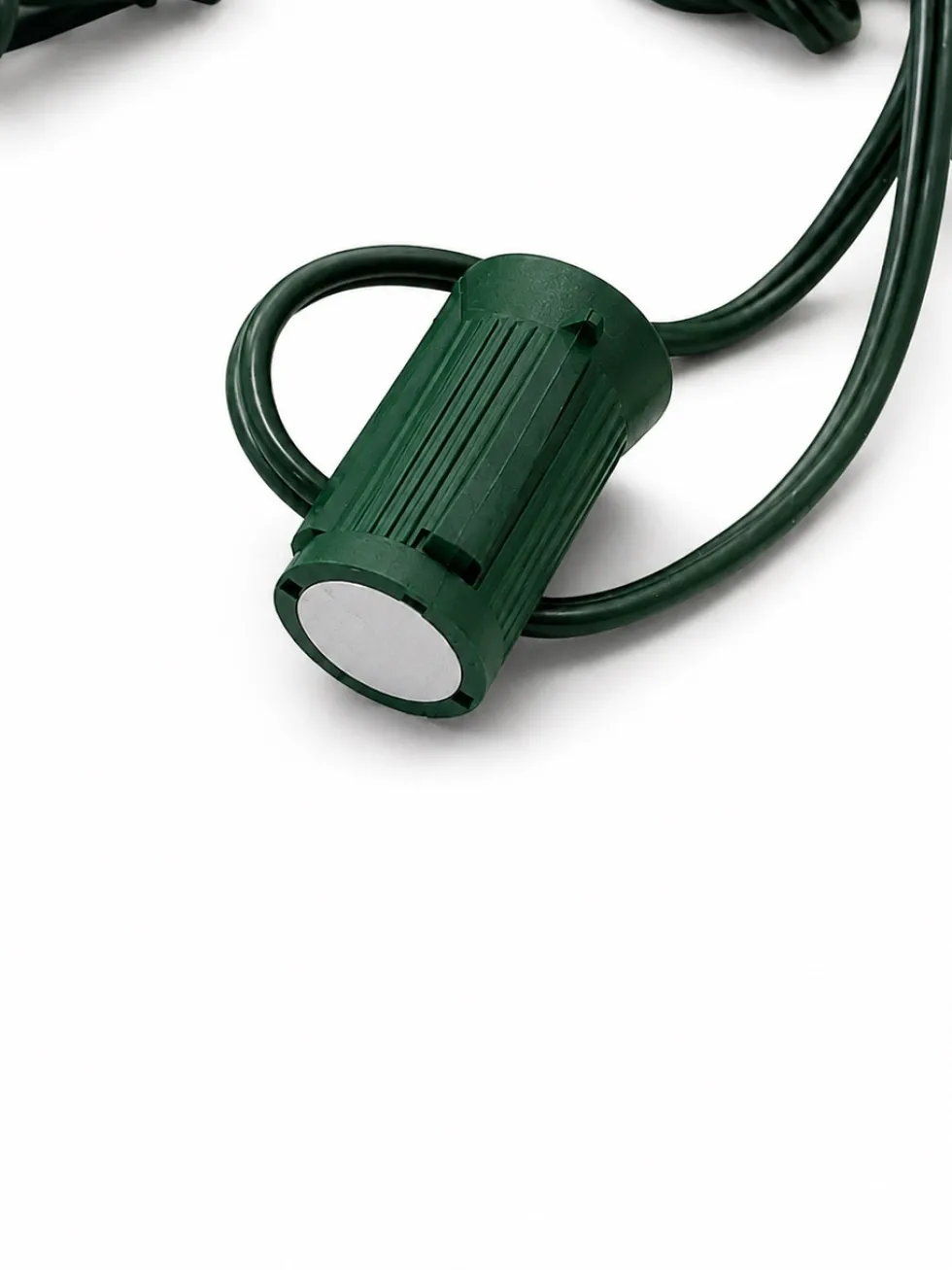 C9 Magnetic Socket Cord - 100' 12" Spacing