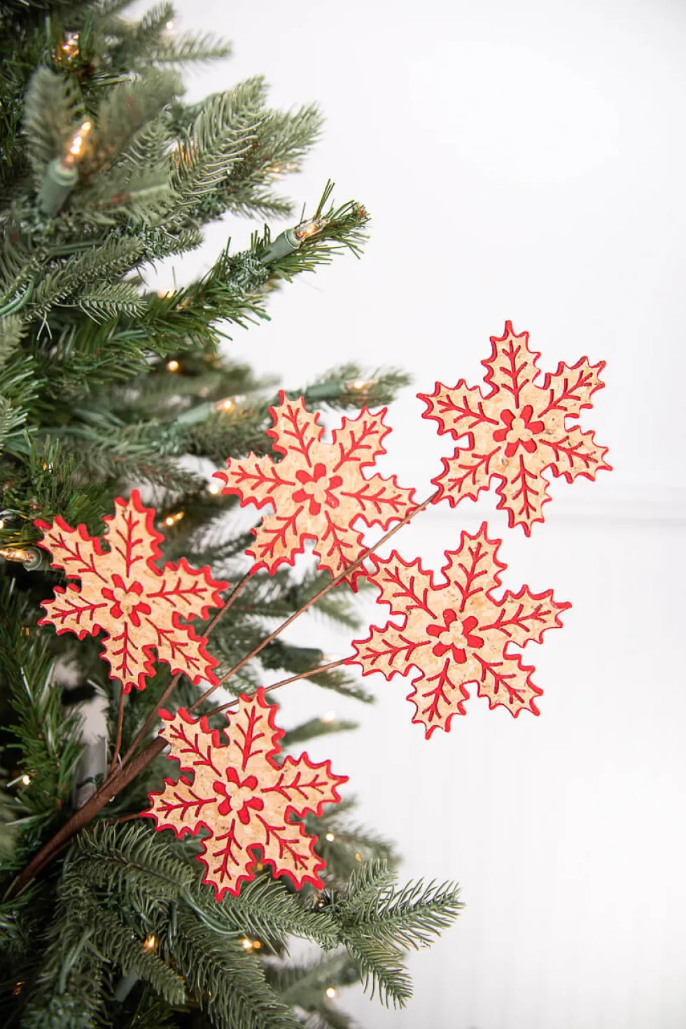 25” Cork Cutout Gingerbread Snowflake Stem