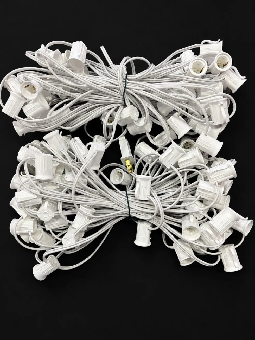 C9 Socket Cord White - 100' 12" Spacing