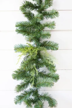 5' Douglas Fir Garland
