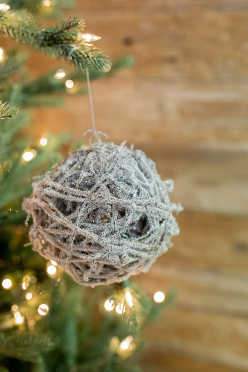 5” Frosted Vine Ball Christmas Ornaments