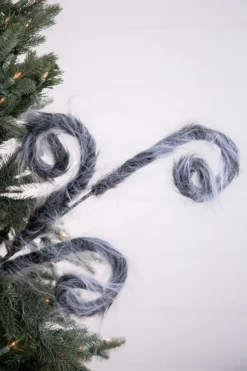 30” Furry Spiral Curly Spray - Black/White
