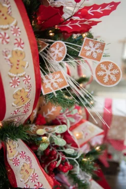 25” Gingerbread Cookie Stem