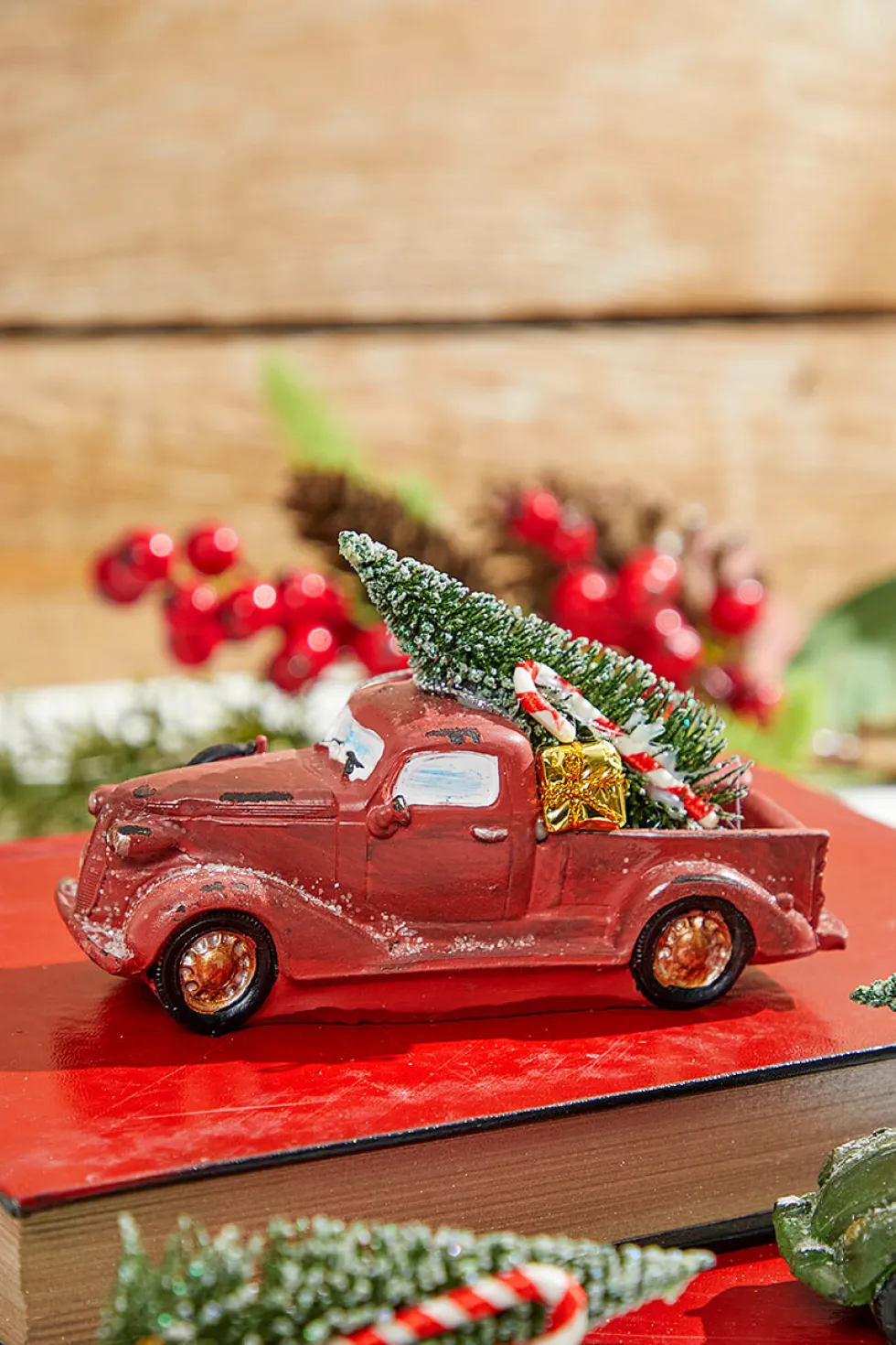 5" Green & Red Resin Retro Vehicle Ornament with Tree