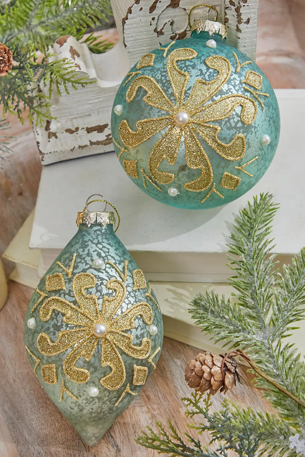 4" Mercury Glitter Bead/Pearl Ornament