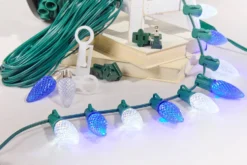 100' Outdoor Christmas Lighting Kit - Cool White/Blue