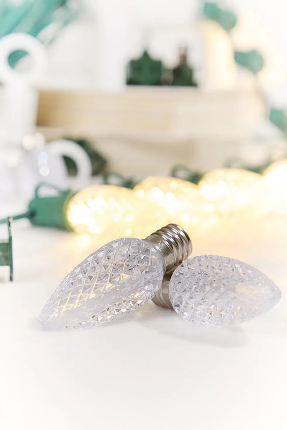250' Outdoor Christmas Lighting Kit - Warm White