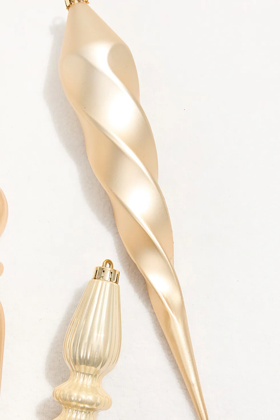12" Pearl Finial Boxed - Set of 4