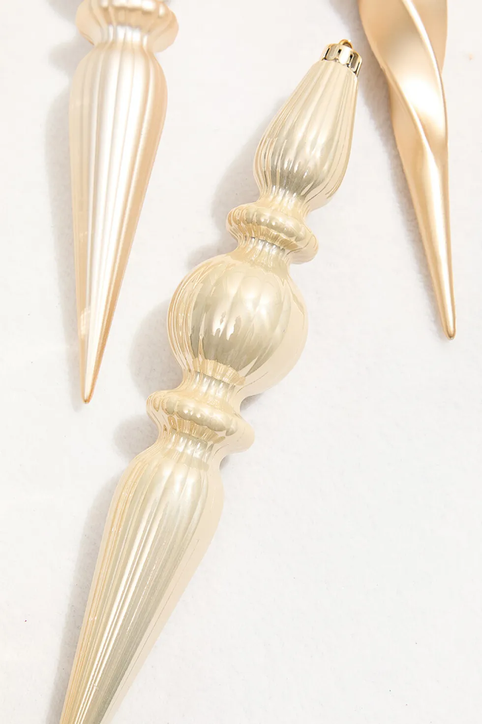 12" Pearl Finial Boxed - Set of 4