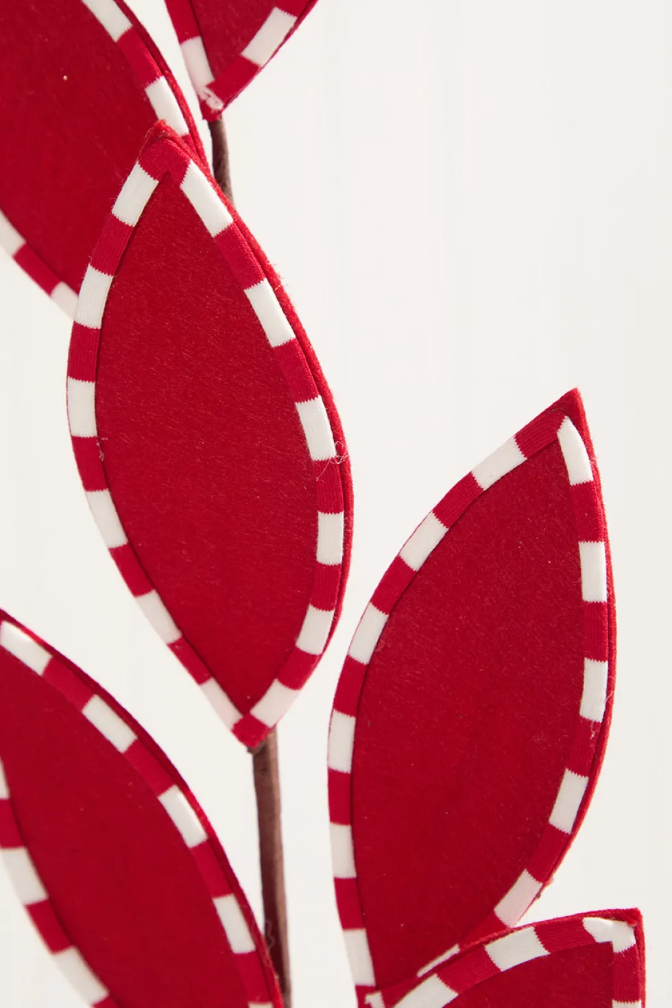 25" Red Felt Leaf Spray with Peppermint Edge
