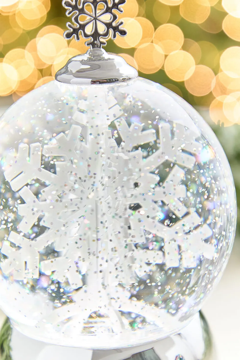 6" Snowflake Light Up Globe