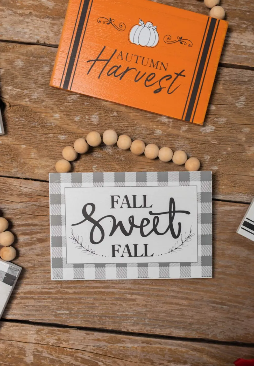 6" Wood Harvest Sign with Beaded Hanger