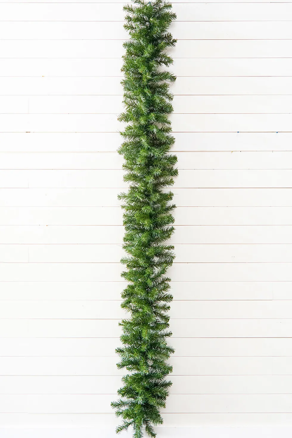9' x 14" Majestic Pine Garland