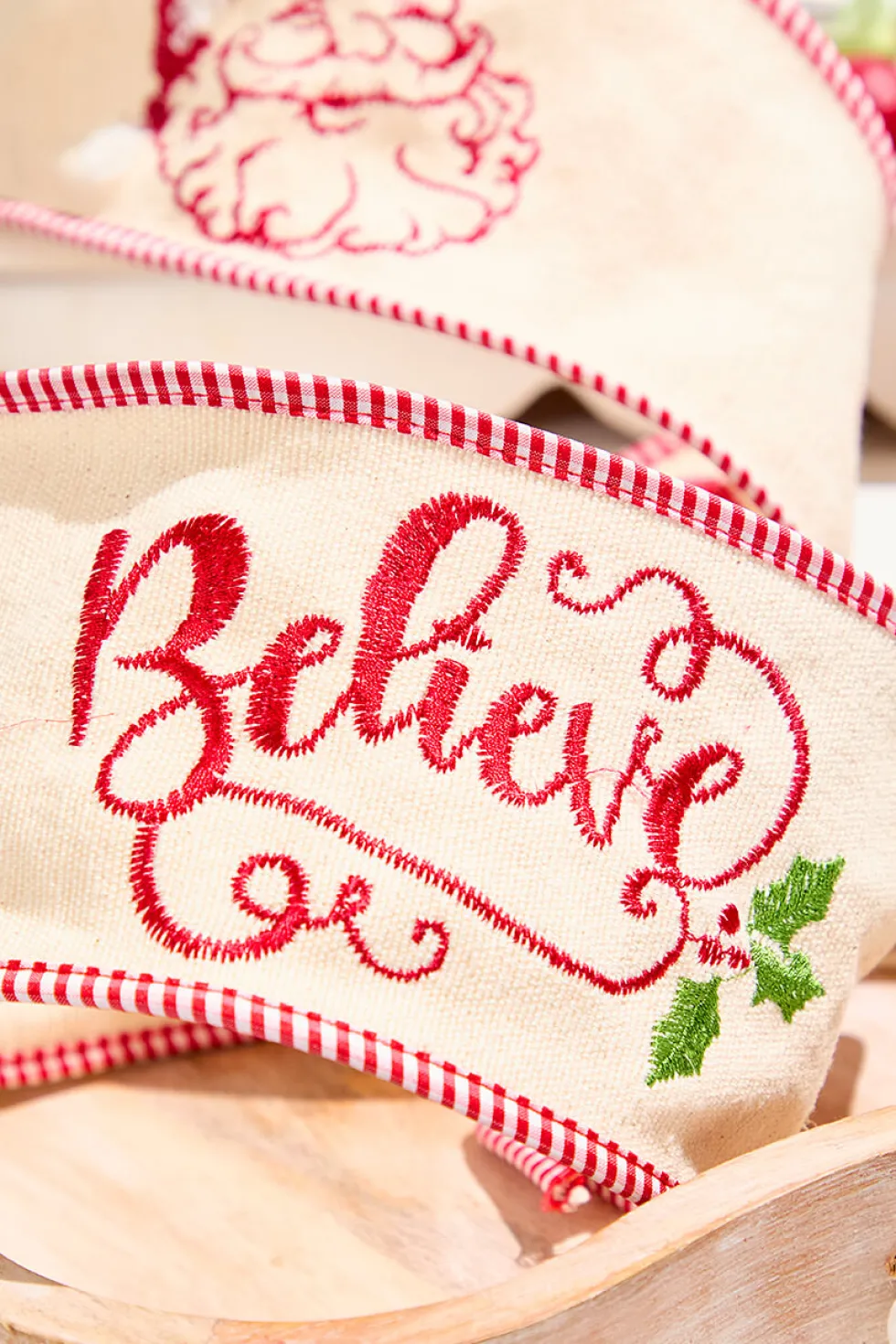 4" x 5 Yard Embroidered Santa Face/Believe Ribbon