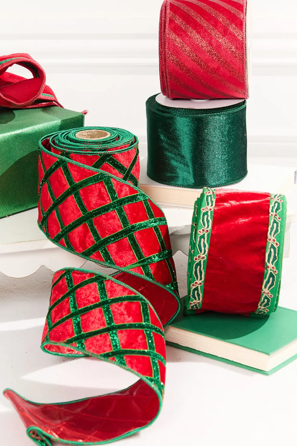 4" x 5 Yard Green Diamond Red Velvet Ribbon