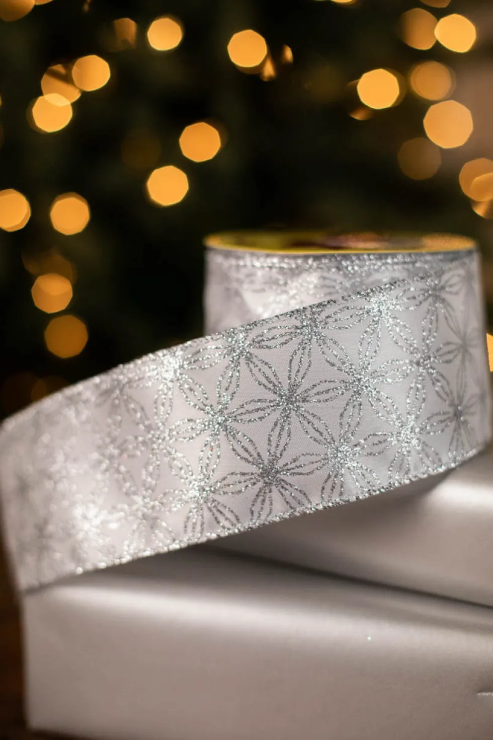 2.5" x 10 Yard Silver Snowflakes on White Ribbon